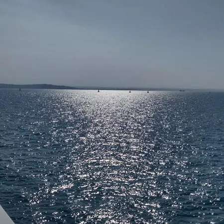 Sea View Ermir